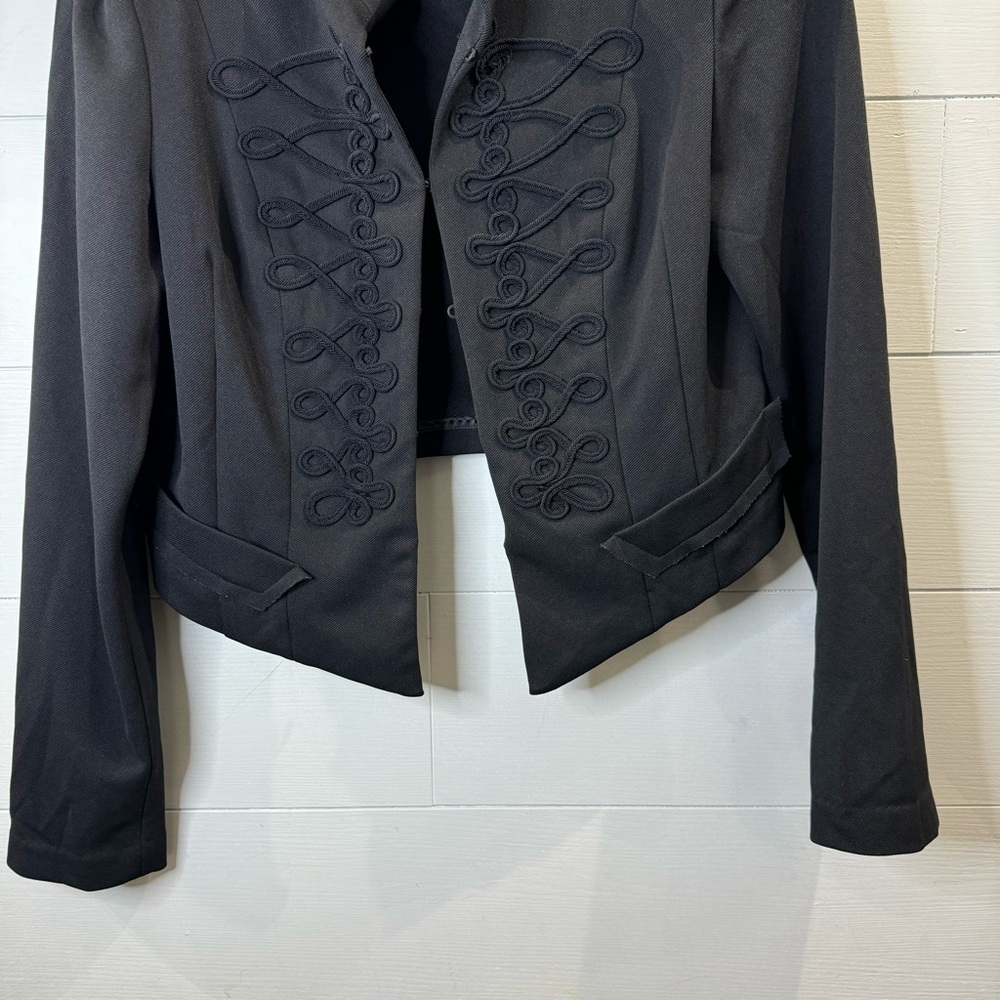 Forever 21 | Black Minimal Blazer Size Medium - Picture 3 of 7